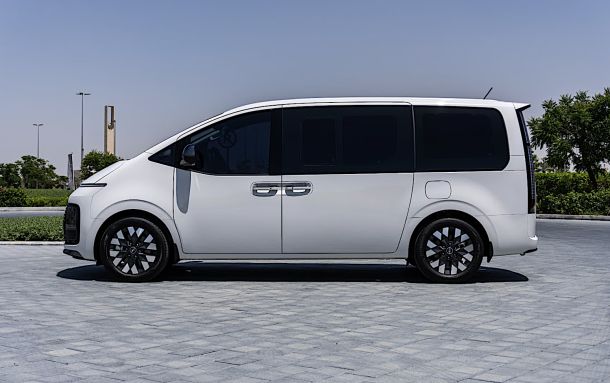 Hyundai STARIA 11-personen bus ( 2026 )